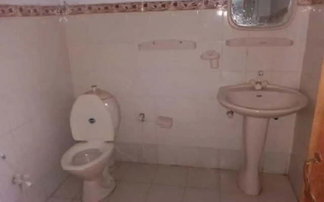 Hotel Kehkashan