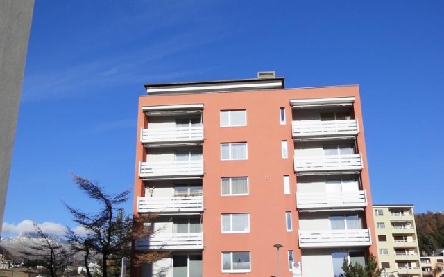 Отель Skyline House Ferienapartments Швейцария, Санкт-Мориц - отзывы, цены и фото номеров - забронировать отель Skyline House Ferienapartments онлайн вид на фасад