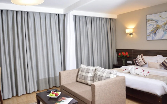 Razana Hotel