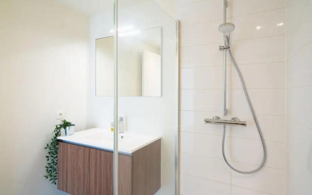 Central City Haven for 10 With Terrace