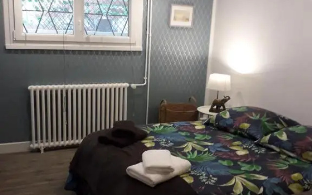 Chambre d'Hôtes - DOUCE NUI-THE
