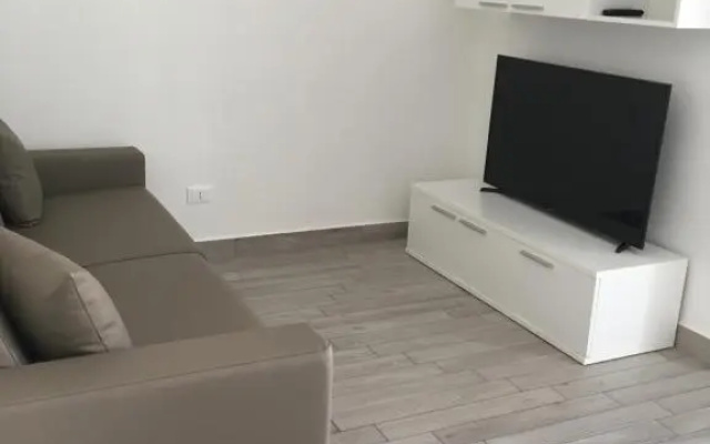 Home Hotel
