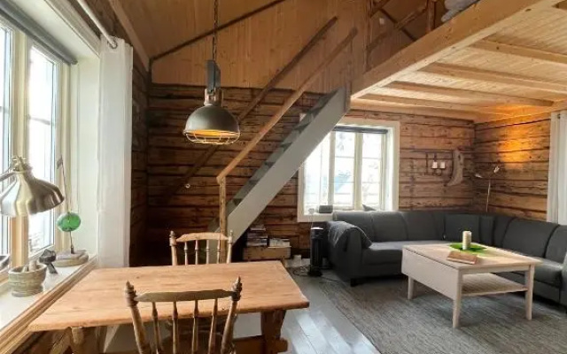 Sakrisøy Rorbuer