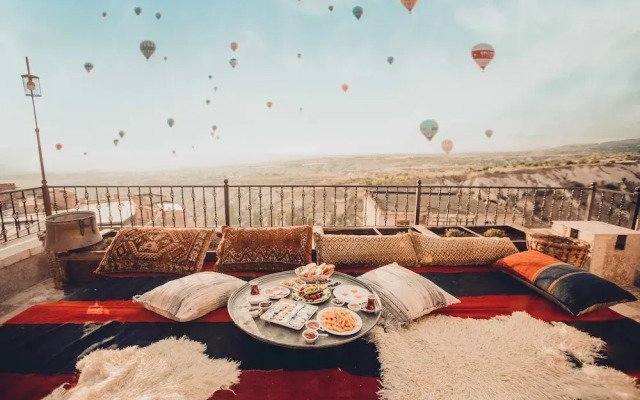 Vasil Cave Hotel