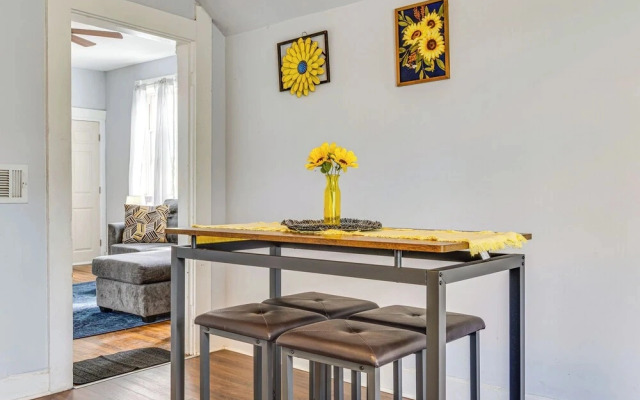 Walk Everywhere! Sleek Fountain Square Stay