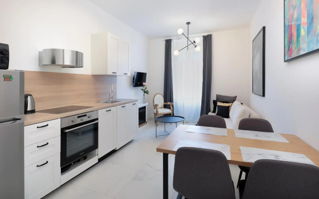 Apartments Luan