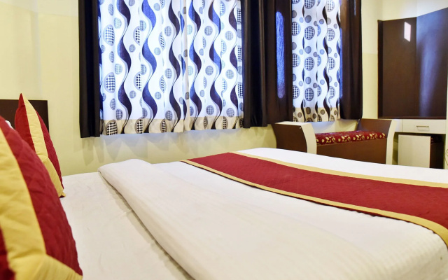 OYO 11389 Hotel NG Palace