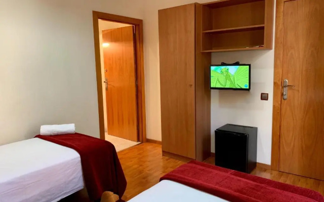 Hostal Madrazo
