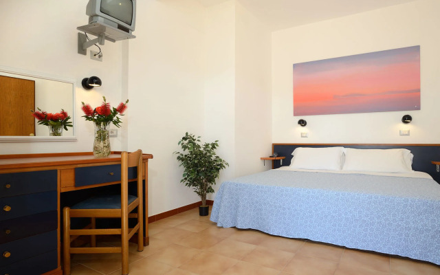 Hotel Oasis