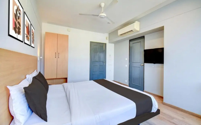 Cozy Deluxe Stays at Balewadi Pune
