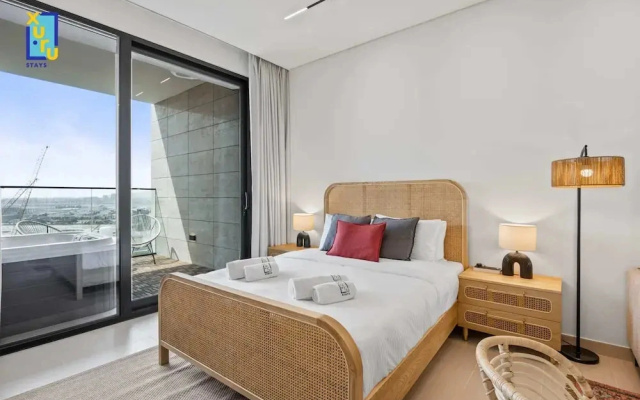 Timeless & Textured Studio w/ Jacuzzi Trillionaire