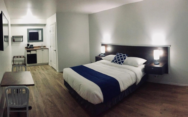 Humpback Inn