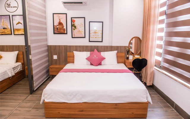 Son Ha Hotel