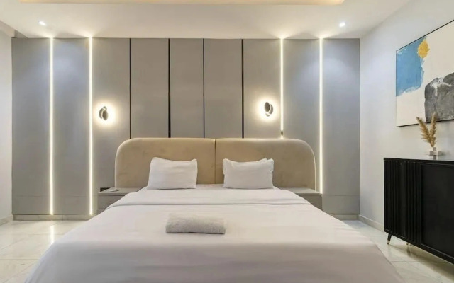 2 bedroom  luxury