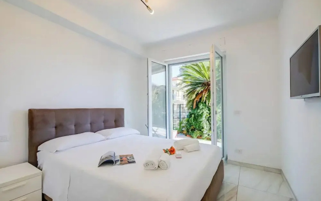 Beachy Vibes- 900m From the Beach