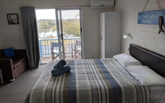 Harrington Village Motel