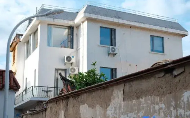 Quanzhou Liji Homestay (West Street Kaiyuan Temple)