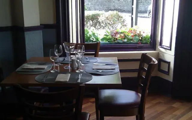 The Elms Court Hotel