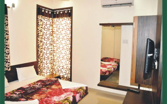 Shradha Saburi Palace Shirdi