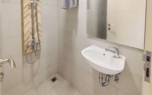 Compact Designed Studio At Anderson Supermall Mansion Apartment