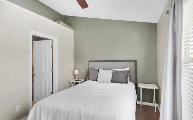 Gulf Walk 606