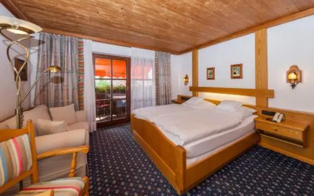 Hotel Alpina