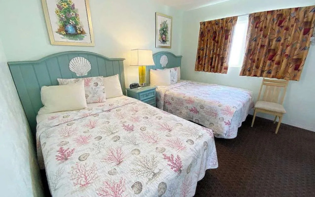 Carlton House Motel