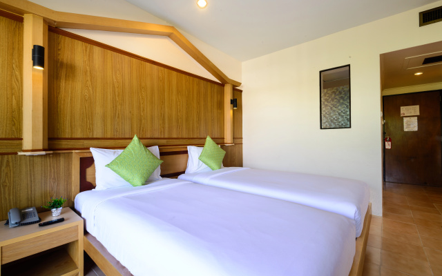 Patong Lodge Hotel