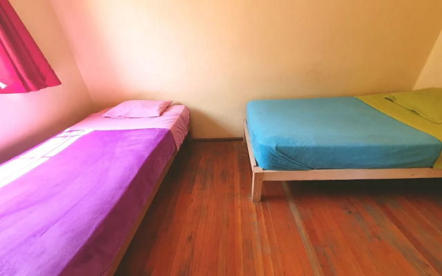 Econunay Hostels