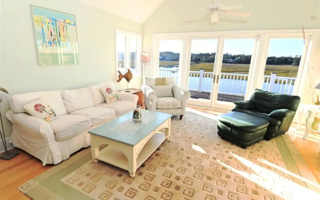 Place To Be - 4 Br Home