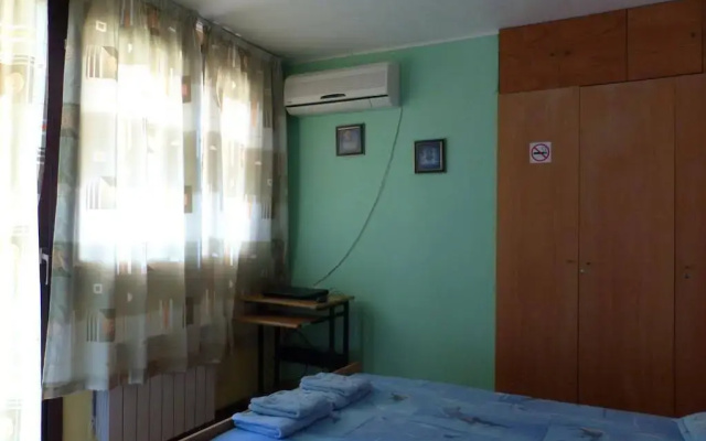 Guest House Delphini