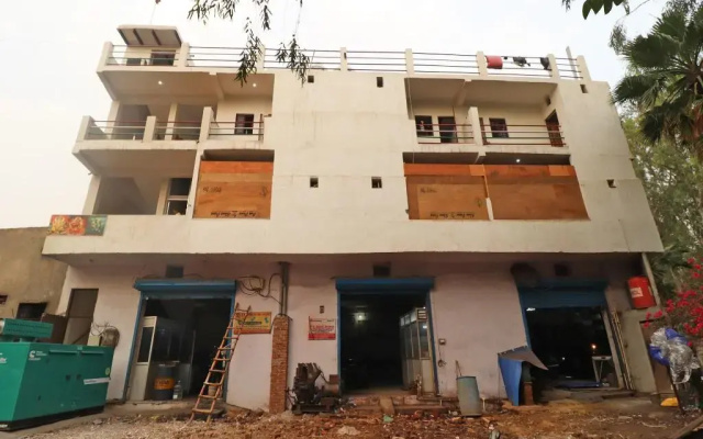 Hotel Metro By OYO Rooms