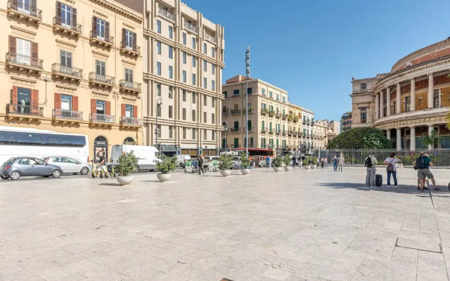Turati Apartment al Politeama by Wonderful Italy