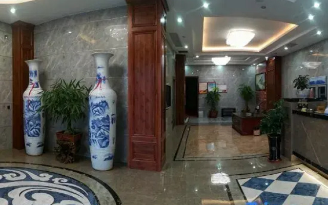 Junyi Apartment Hotel (Pingyuan Highway Intersection)