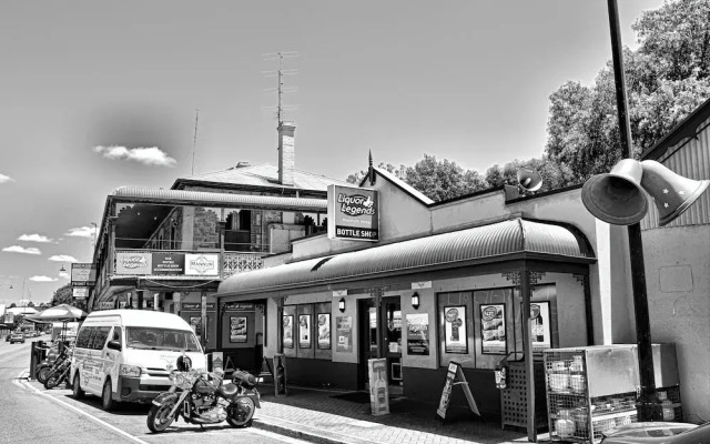 Mannum Hotel