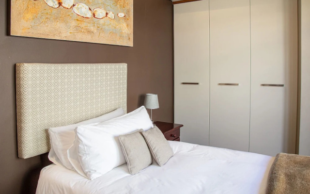 Marine Square Luxury Suites