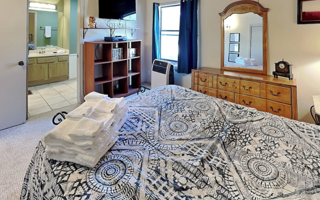 Lowkeys Lodge by Ruidoso Vacation Rentals