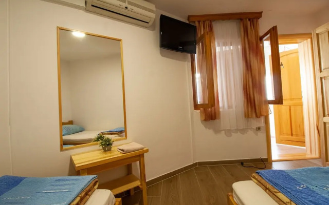 Guesthouse Jadran