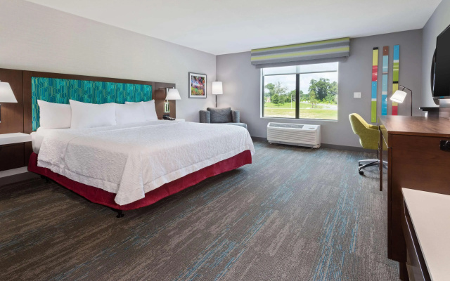 Hampton Inn & Suites Alachua I-75