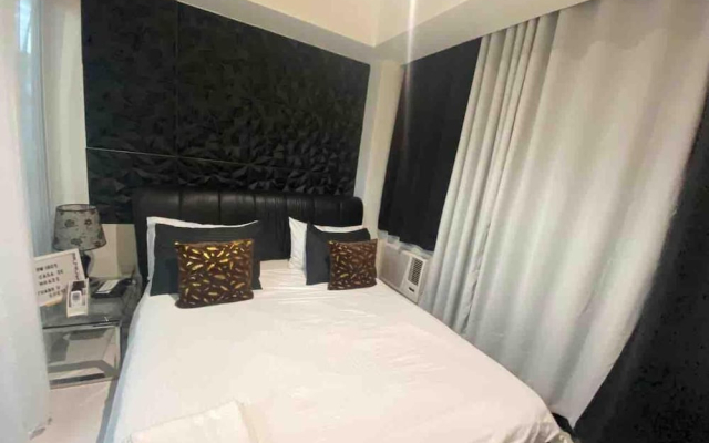 Azure 1BR Citylights With Netlfix Near Airport