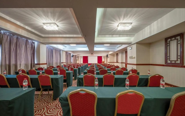 Jinmandi International Hotel (Nanning Langxi Metro Station)