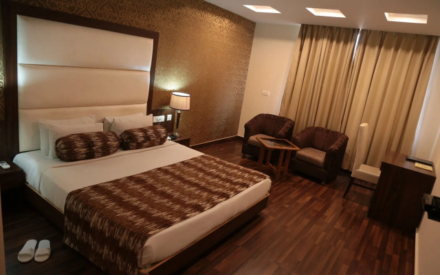 Hotel JSR Continental