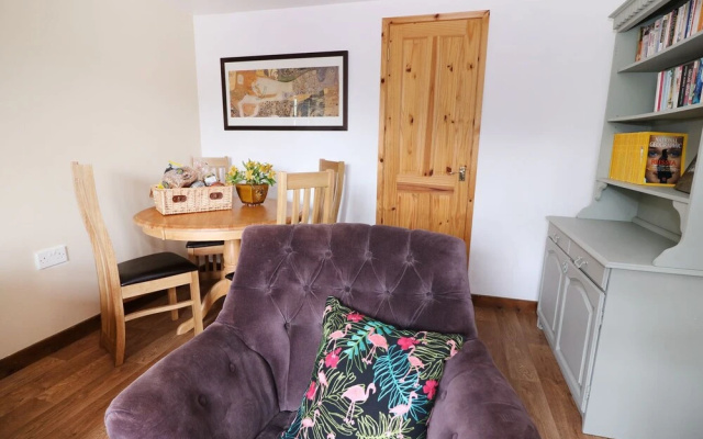 Lily Pond Cottage