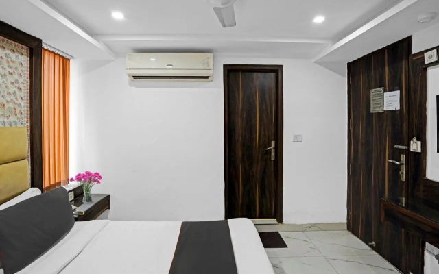 Capital O 88320 Hotel Grand Stays