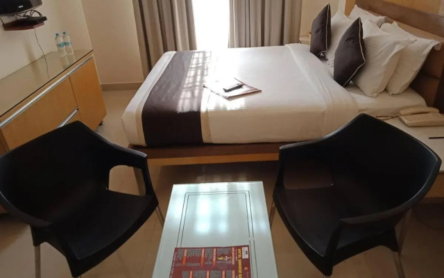 Hotel Sandesh Kingston