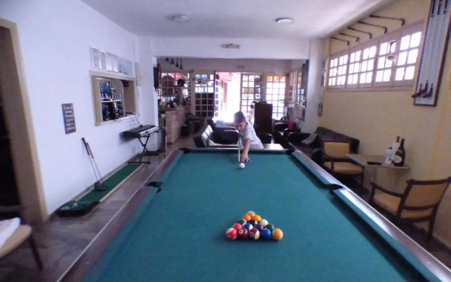 Eleni Apartments