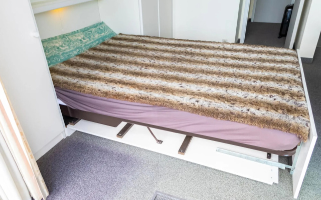 Spacious studio in De Haan with a balcony
