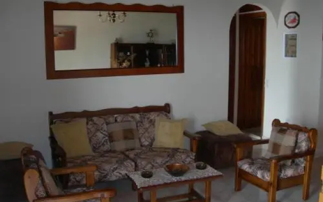 Emilios Apartments