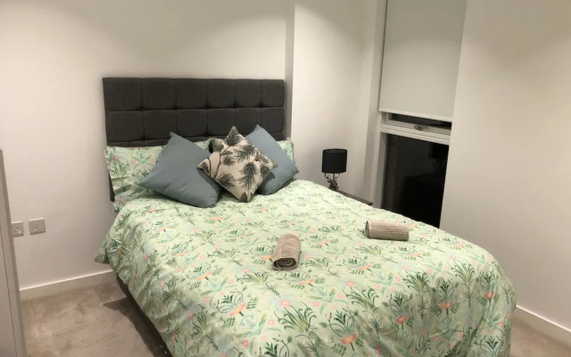Luxury 2 Bed 2 Bath Apartments next to kings cross