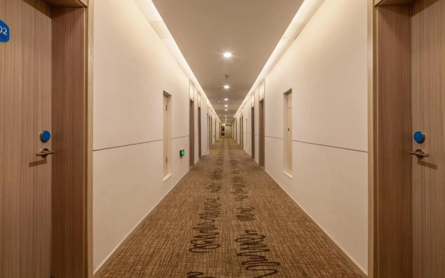 Hanting Hotel Qingdao OUC branch